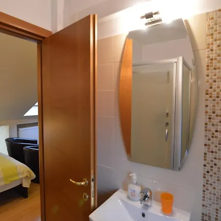 Grandville Apartament *